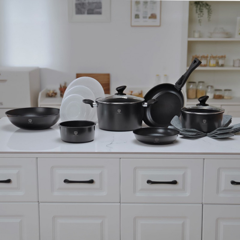 HomeVero 17pcs Carbon Steel Cookware Set Black HV-1017B - Image 7